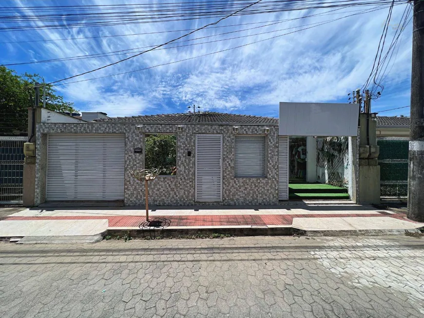 Foto 1 de Casa com 3 Quartos à venda, 165m² em Morada de Laranjeiras, Serra