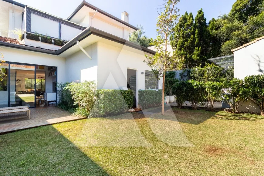 Foto 1 de Casa com 3 Quartos à venda, 360m² em Jardim Paulistano, São Paulo