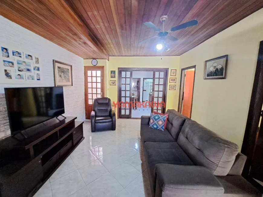 Foto 1 de Casa com 3 Quartos à venda, 130m² em Vila Brasil, São Paulo