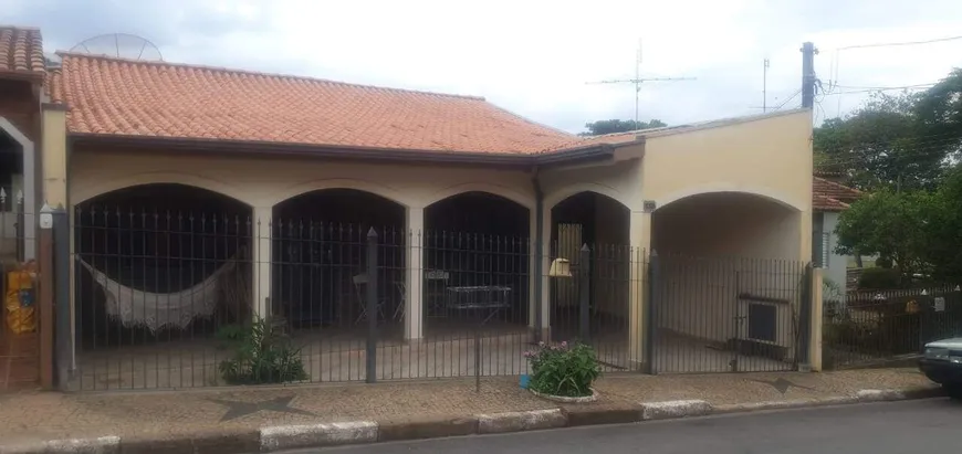 Foto 1 de Casa com 3 Quartos à venda, 180m² em Jardim Novo Mundo, Valinhos