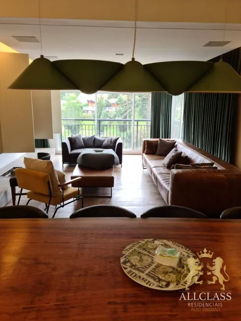 Foto 1 de Apartamento com 4 Quartos à venda, 125m² em Vila inglesa, Campos do Jordão