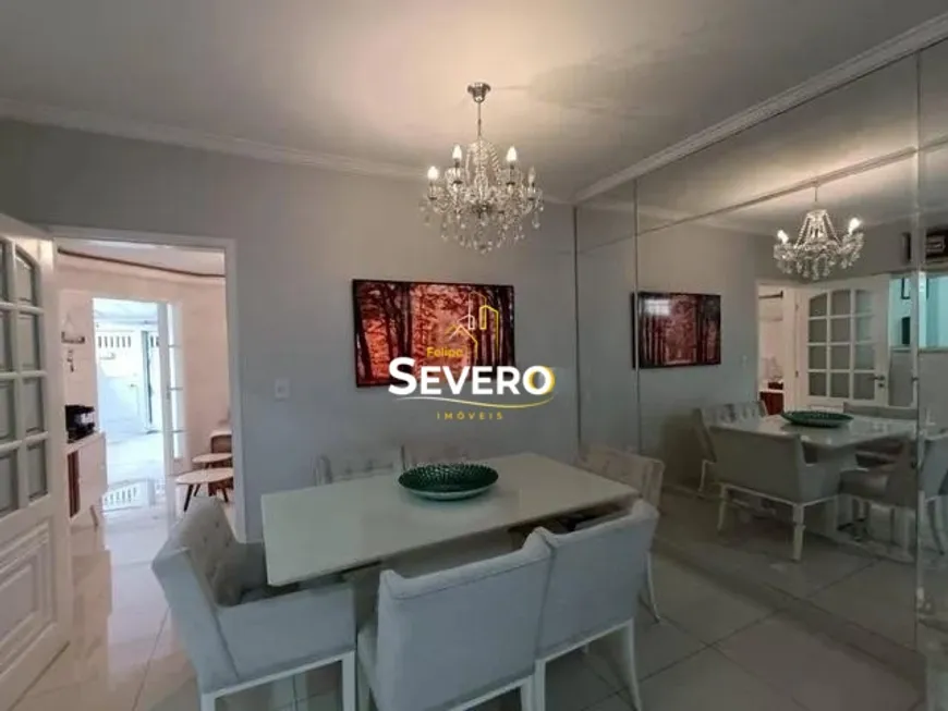 Foto 1 de Casa com 3 Quartos à venda, 180m² em Maravista, Niterói
