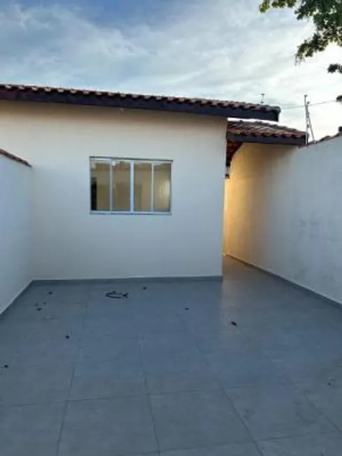 Foto 1 de Casa com 2 Quartos à venda, 54m² em Itanhaem, Itanhaém