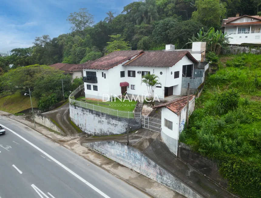 Foto 1 de Casa com 4 Quartos à venda, 347m² em Itoupava Seca, Blumenau