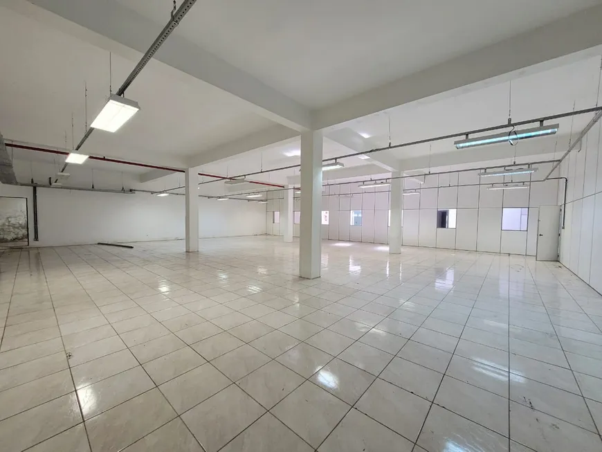 Foto 1 de Prédio Comercial para alugar, 3700m² em Navegantes, Porto Alegre