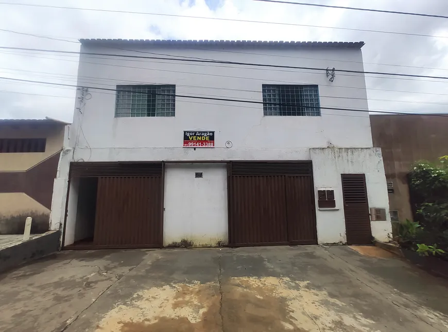 Foto 1 de Casa com 6 Quartos à venda, 300m² em Setor Tradicional, Brasília