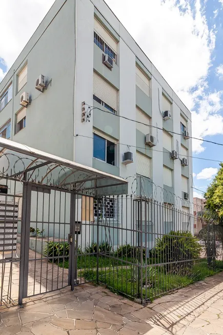 Foto 1 de Apartamento com 2 Quartos à venda, 71m² em São Sebastião, Porto Alegre