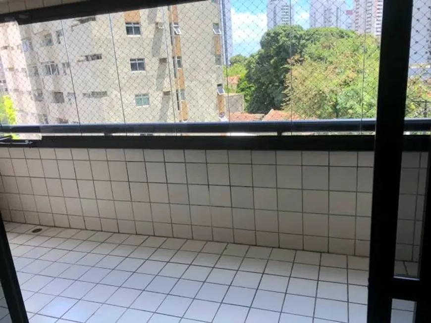 Foto 1 de Apartamento com 4 Quartos à venda, 145m² em Aflitos, Recife