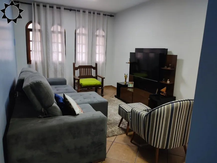 Foto 1 de Casa com 3 Quartos à venda, 168m² em Santa Maria, Osasco