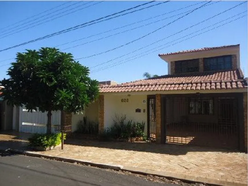 Foto 1 de Casa com 4 Quartos à venda, 397m² em Jardim Califórnia, Ribeirão Preto