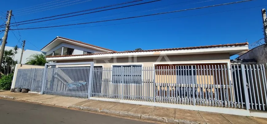 Foto 1 de Casa com 3 Quartos à venda, 152m² em Jardim São João Batista, São Carlos