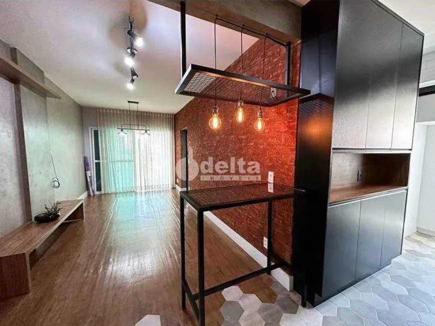 Foto 1 de Apartamento com 2 Quartos à venda, 73m² em Centro, Uberlândia