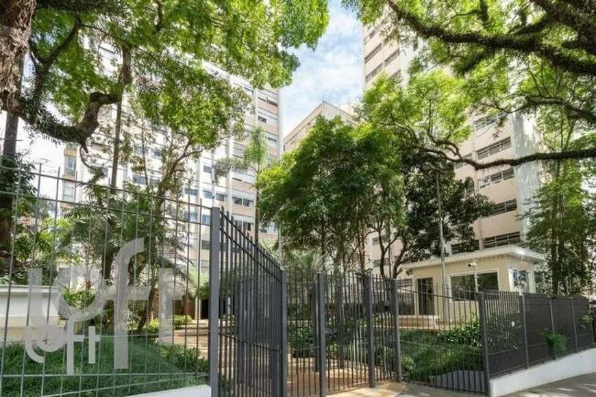Foto 1 de Apartamento com 1 Quarto à venda, 180m² em Bela Vista, São Paulo