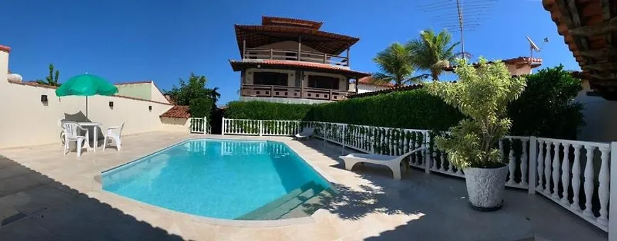 Foto 1 de Casa com 4 Quartos à venda, 450m² em Itauna, Saquarema