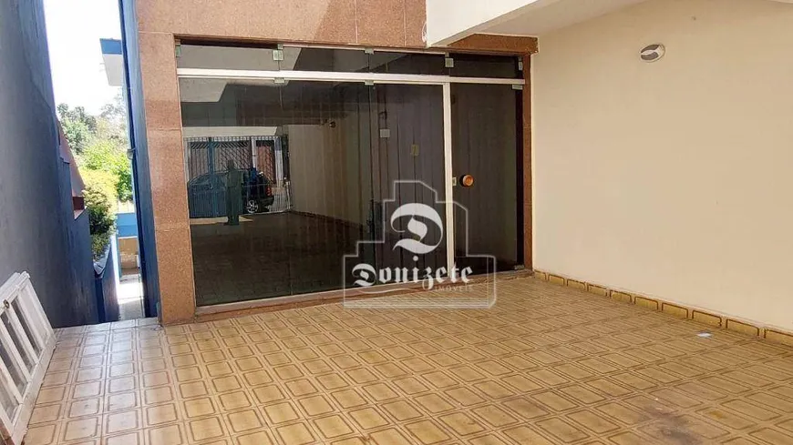 Foto 1 de Sobrado com 3 Quartos à venda, 283m² em Vila Eldizia, Santo André