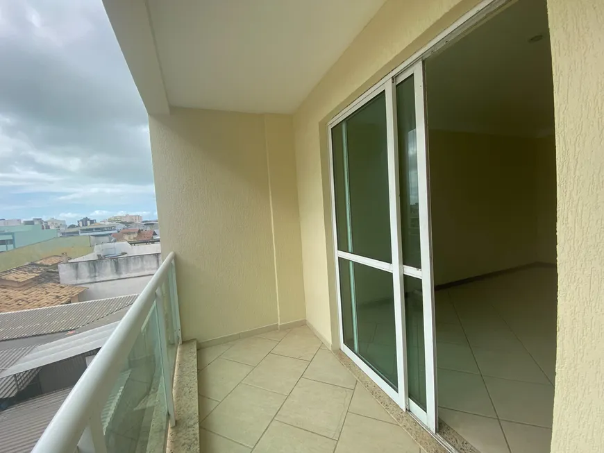 Foto 1 de Apartamento com 2 Quartos à venda, 78m² em Riviera Fluminense, Macaé