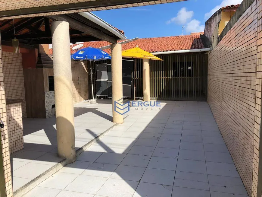 Foto 1 de Casa com 3 Quartos à venda, 160m² em Jardim das Oliveiras, Fortaleza