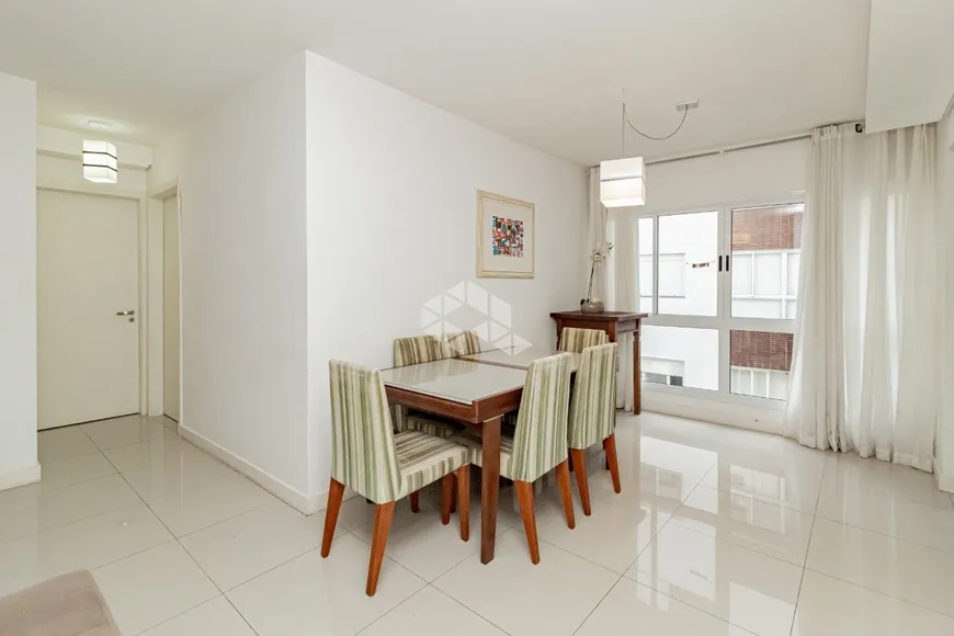 Foto 1 de Apartamento com 2 Quartos à venda, 70m² em Tristeza, Porto Alegre