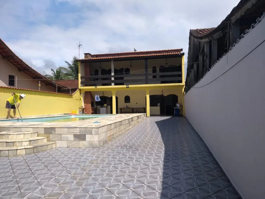 Foto 1 de Sobrado com 2 Quartos à venda, 122m² em Gaviotas, Itanhaém