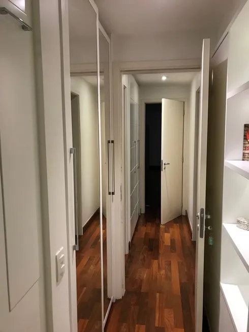 Foto 1 de Apartamento com 3 Quartos à venda, 135m² em Aclimação, São Paulo