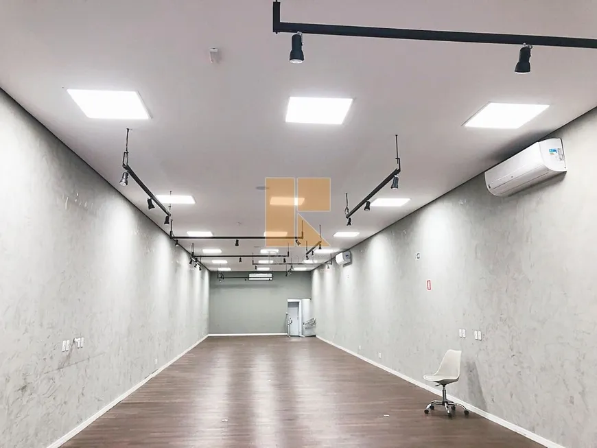 Foto 1 de Ponto Comercial para alugar, 220m² em Brás, São Paulo