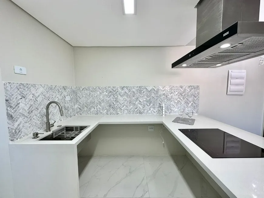 Foto 1 de Apartamento com 2 Quartos à venda, 50m² em Vila Regente Feijó, São Paulo