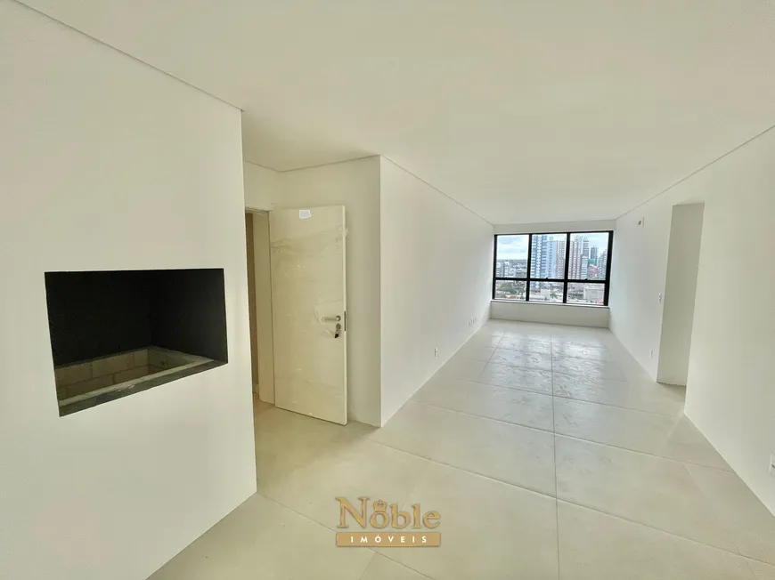 Foto 1 de Apartamento com 2 Quartos à venda, 76m² em Centro, Torres