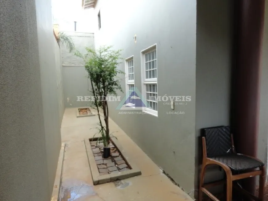 Foto 1 de Casa com 3 Quartos à venda, 207m² em Jardim Califórnia, Ribeirão Preto