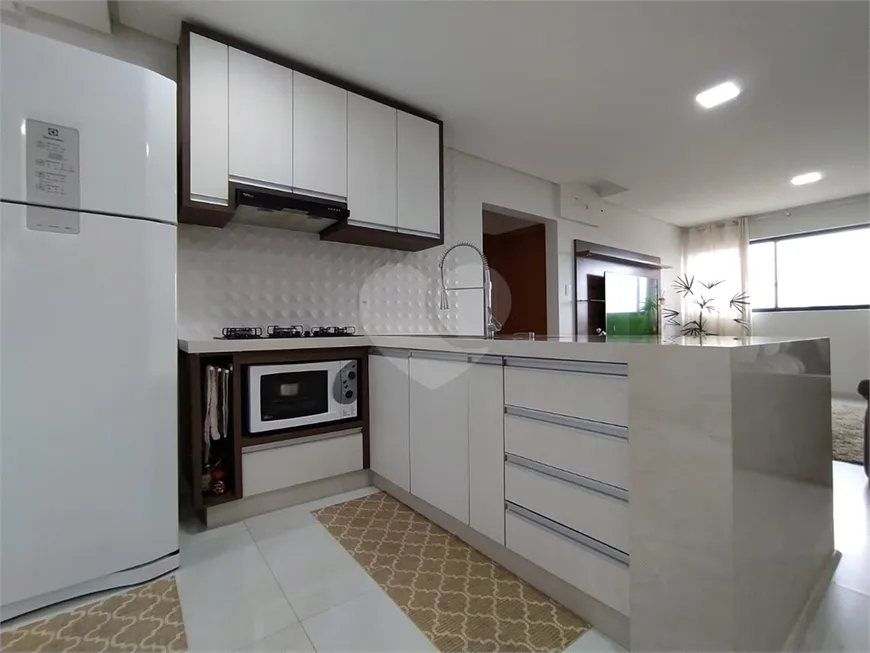 Foto 1 de Apartamento com 2 Quartos à venda, 57m² em Coqueiral, Cascavel