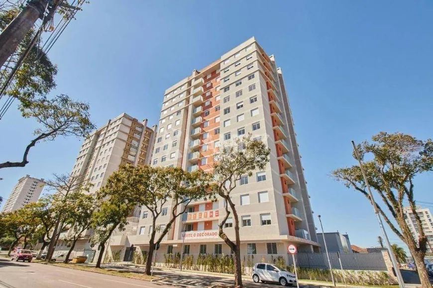 Foto 1 de Apartamento com 2 Quartos à venda, 68m² em Capão Raso, Curitiba