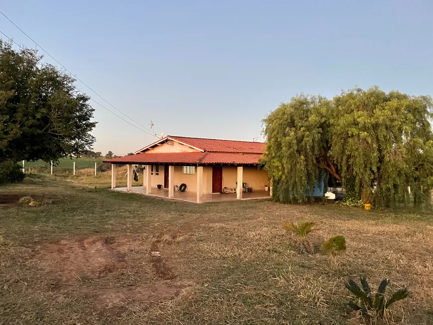 Foto 1 de Fazenda/Sítio com 3 Quartos à venda, 250m² em PORTO FELIZ, Porto Feliz