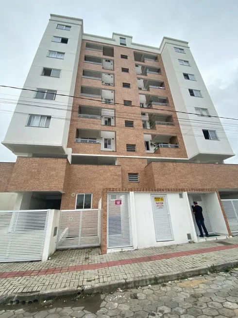 Foto 1 de Apartamento com 2 Quartos à venda, 65m² em Areias, Camboriú