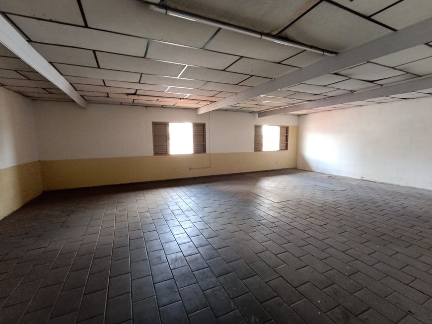 Sala Comercial 26 m² em Barreiro em Belo Horizonte, por R$ 800/Mês - Viva  Real