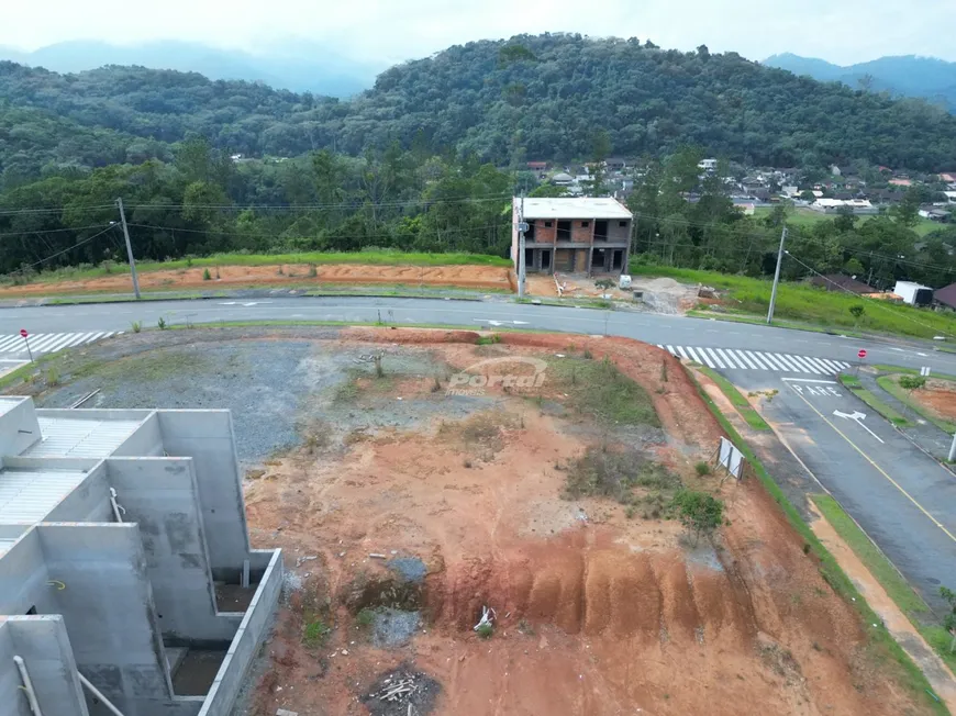 Foto 1 de Lote/Terreno à venda, 300m² em Itoupava Central, Blumenau