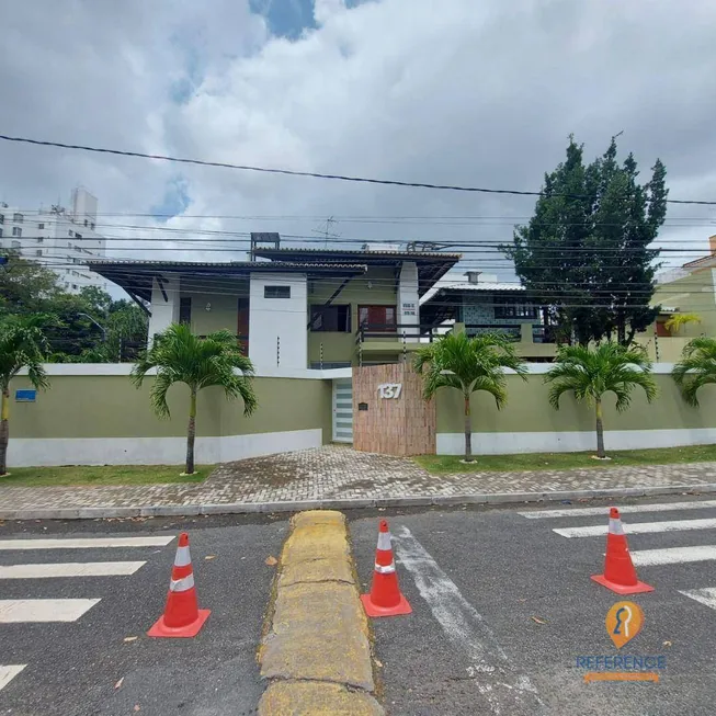 Foto 1 de Casa de Condomínio com 5 Quartos à venda, 440m² em Itaigara, Salvador