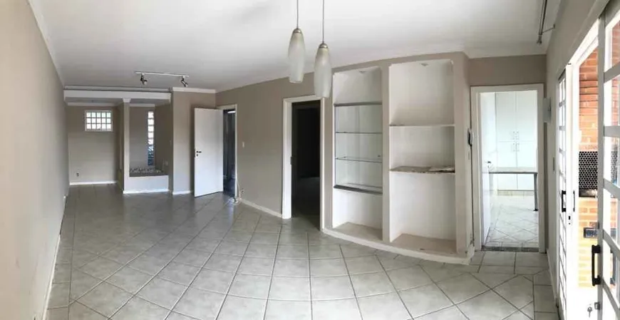 Foto 1 de Casa com 3 Quartos à venda, 180m² em Jardim Aeroporto, Bauru