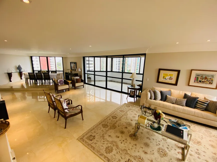 Foto 1 de Apartamento com 4 Quartos à venda, 311m² em Horto Florestal, Salvador