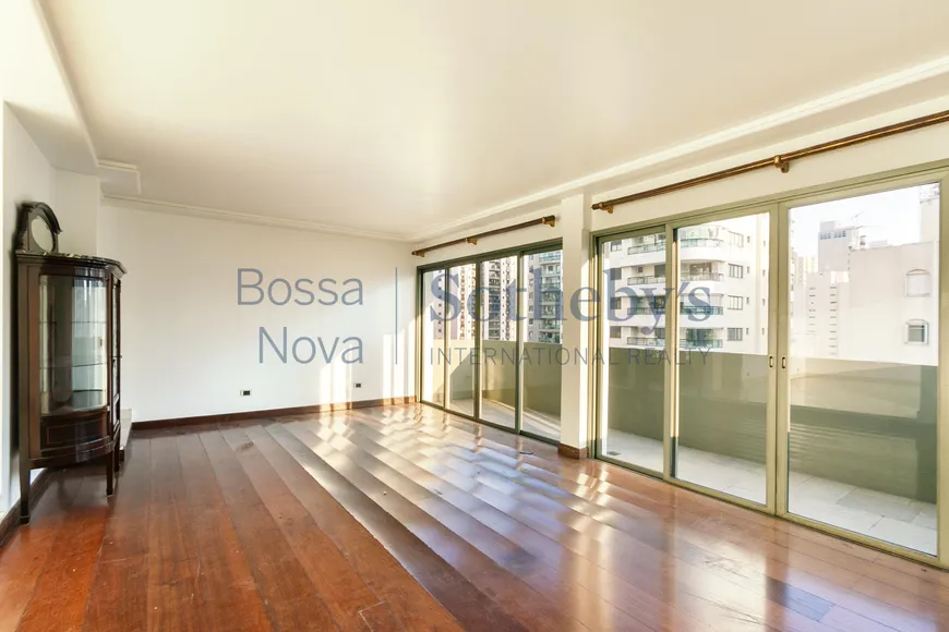 Foto 1 de Cobertura com 4 Quartos à venda, 429m² em Moema, São Paulo