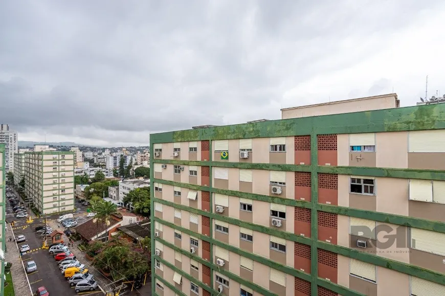 Foto 1 de Apartamento com 1 Quarto à venda, 43m² em Petrópolis, Porto Alegre