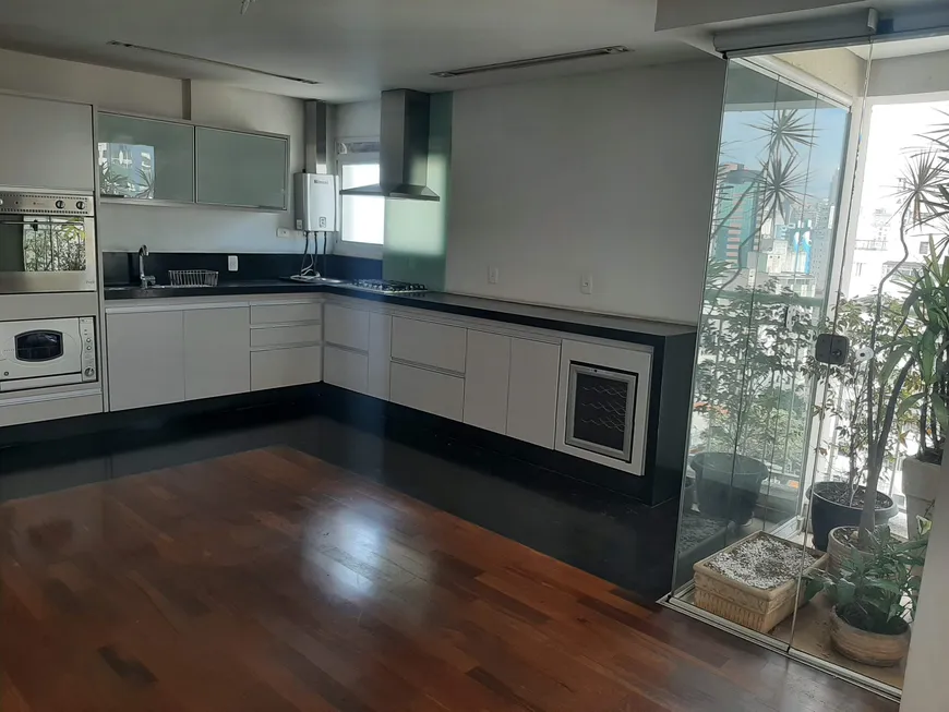 Foto 1 de Apartamento com 2 Quartos à venda, 90m² em Higienópolis, São Paulo