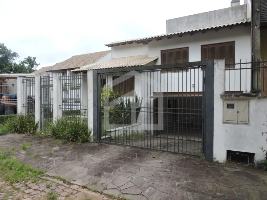 Foto 1 de Sobrado com 3 Quartos para alugar, 291m² em Teresópolis, Porto Alegre