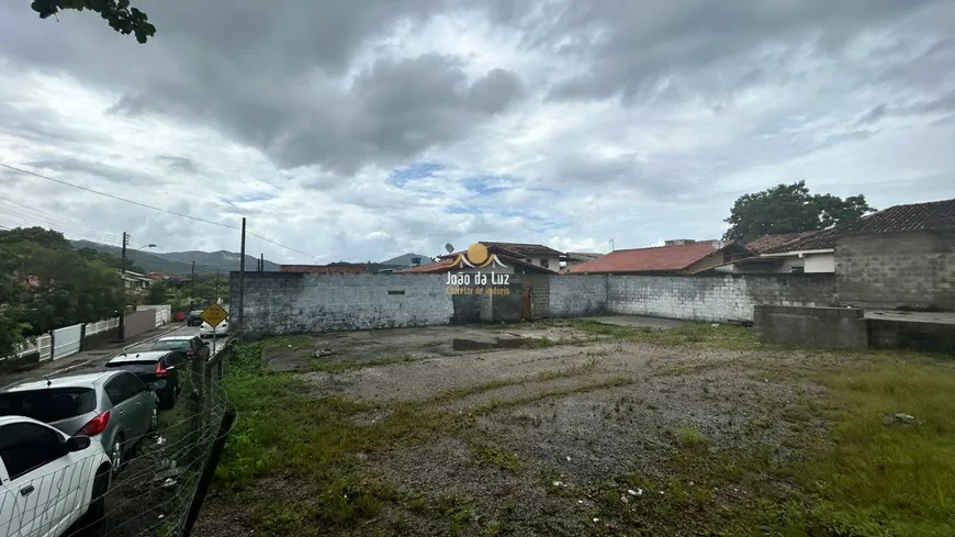 Foto 1 de Lote/Terreno à venda, 400m² em Canasvieiras, Florianópolis