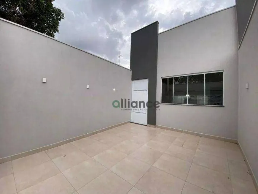 Foto 1 de Casa com 3 Quartos para alugar, 107m² em Cidade Jardim II, Americana