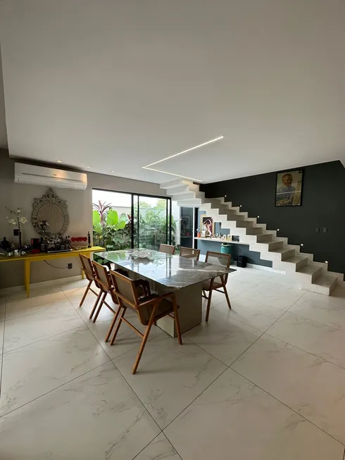 Foto 1 de Casa com 3 Quartos à venda, 249m² em Uruguai, Teresina