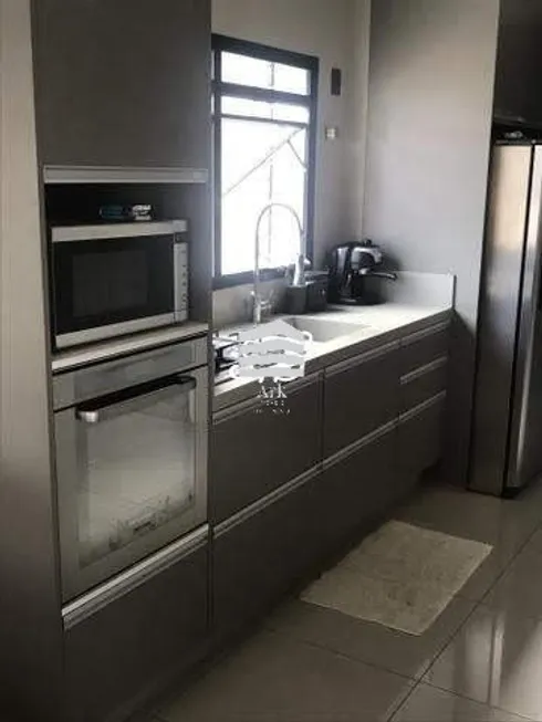 Foto 1 de Apartamento com 3 Quartos à venda, 170m² em Vila Mariana, São Paulo