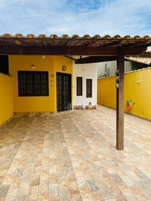 Foto 1 de Casa com 2 Quartos à venda, 102m² em Centro, Maricá