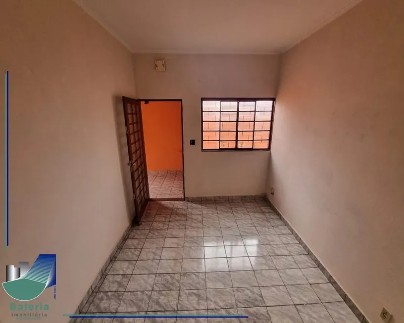 Foto 1 de Casa com 2 Quartos à venda, 86m² em Ipiranga, Ribeirão Preto