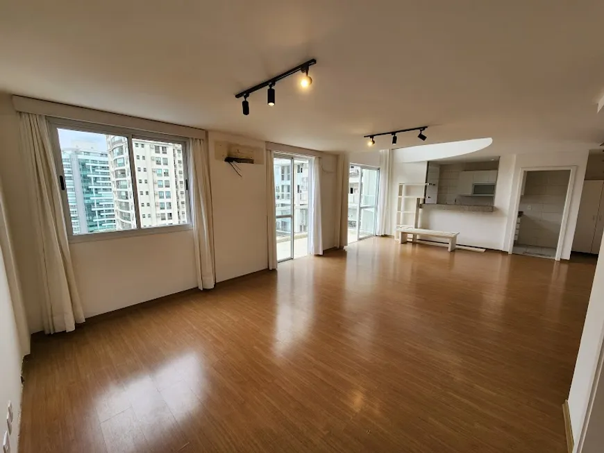 Foto 1 de Apartamento com 2 Quartos à venda, 124m² em Barra da Tijuca, Rio de Janeiro