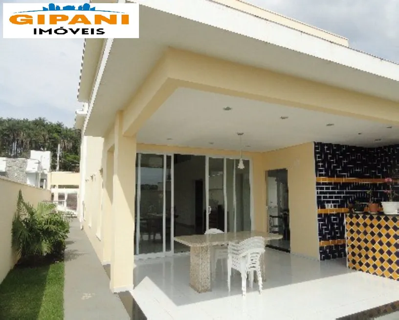 Foto 1 de Casa de Condomínio com 3 Quartos à venda, 308m² em SANTA URSULA, Jaguariúna