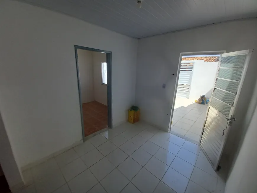 Foto 1 de Casa com 2 Quartos à venda, 72m² em Olaria, Aracaju